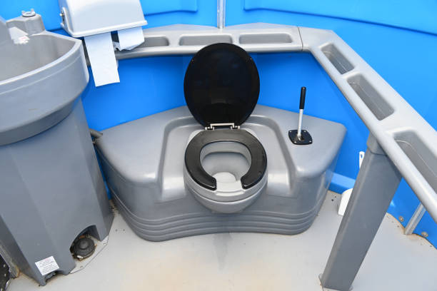 Best Porta potty rental near me  in Grundy, VA